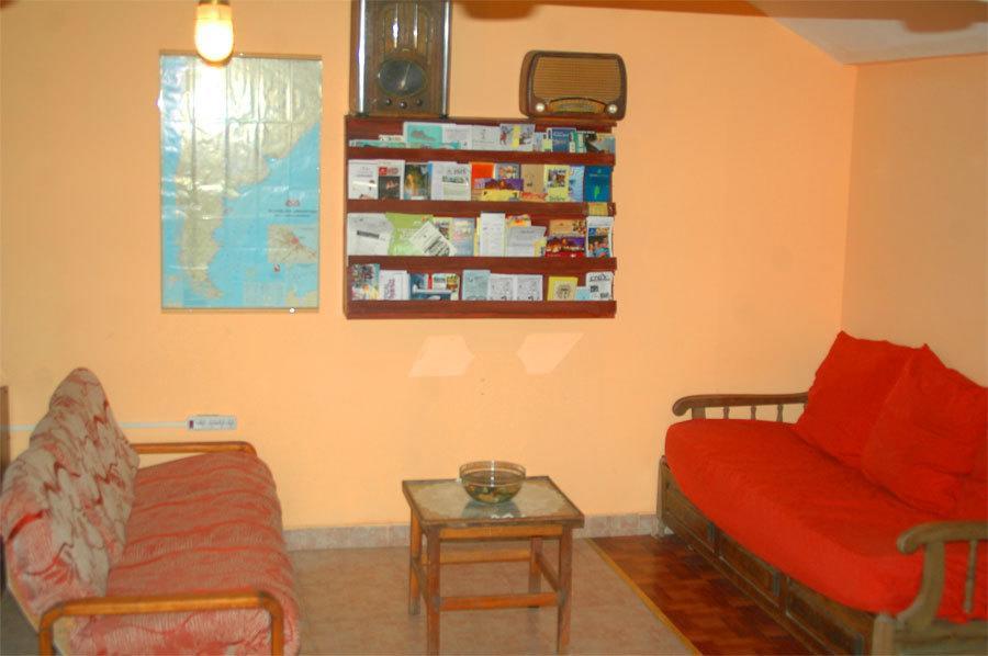 Hostel El Agora Трелью Экстерьер фото
